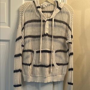 Forever 21 Black and Cream Knit Hoodie